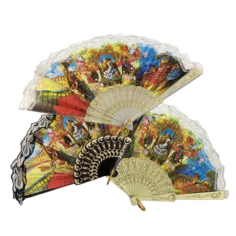 Abanicos típicos españoles con escenas taurinas y flamencas souvenirs